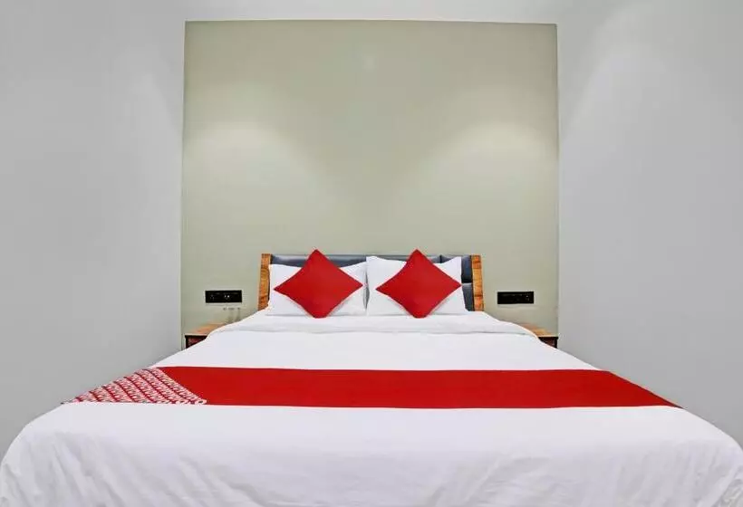 Oyo Flagship Hotel Laksh View