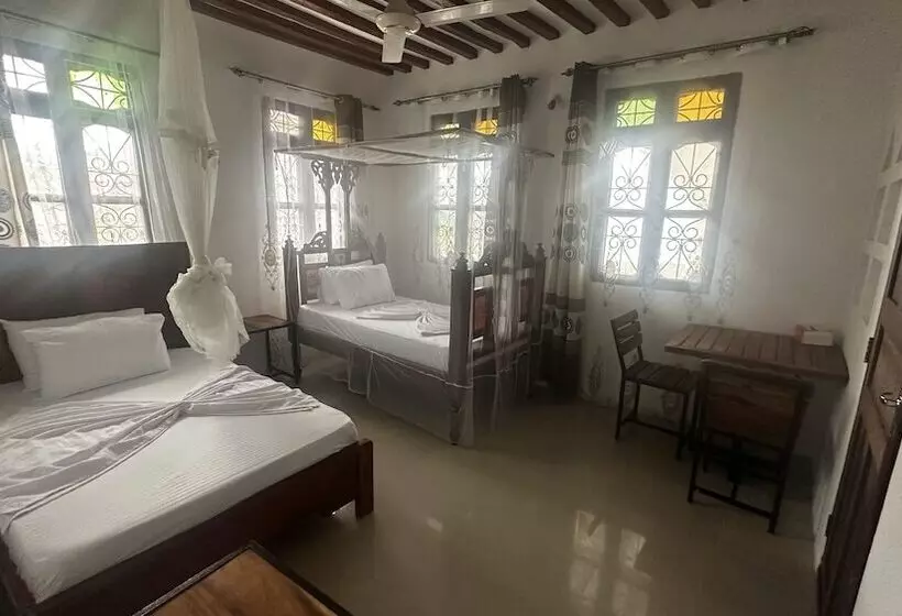 Aamiaismajoitus (B&B) Light Of Zanzibar Hotel & Restaurant