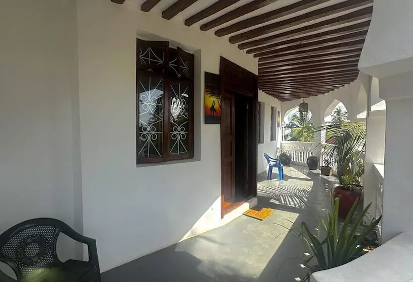 Aamiaismajoitus (B&B) Light Of Zanzibar Hotel & Restaurant
