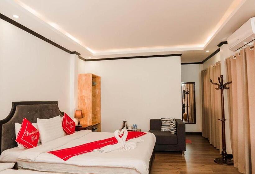 هتل Oudomsouk Guest House