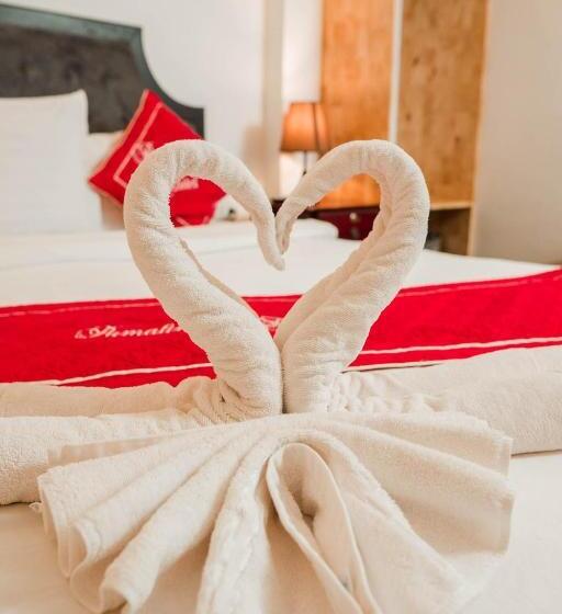 هتل Oudomsouk Guest House