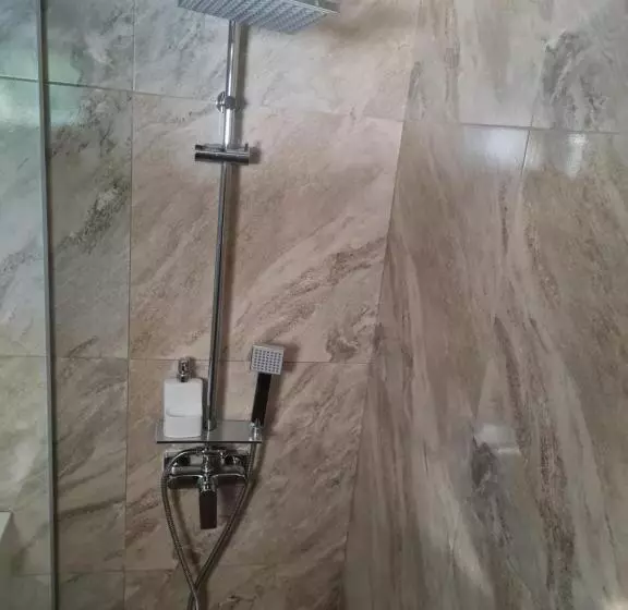 Aamiaismajoitus (B&B) Conacul Ancuței   Sweet Home