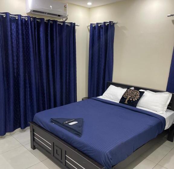 호텔 Uniro Rooms & Packages