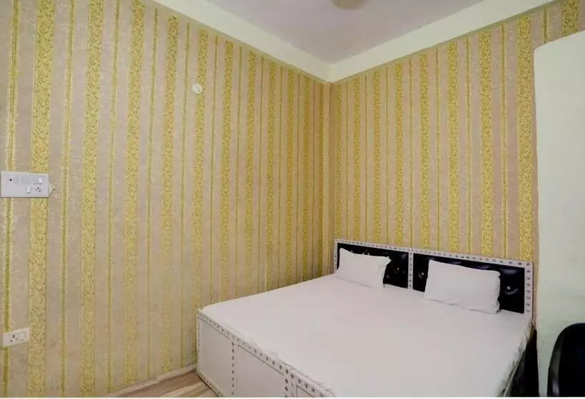 Oyo Hotel Shyam Palace