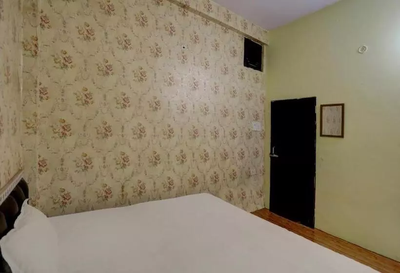 Oyo Hotel Shyam Palace