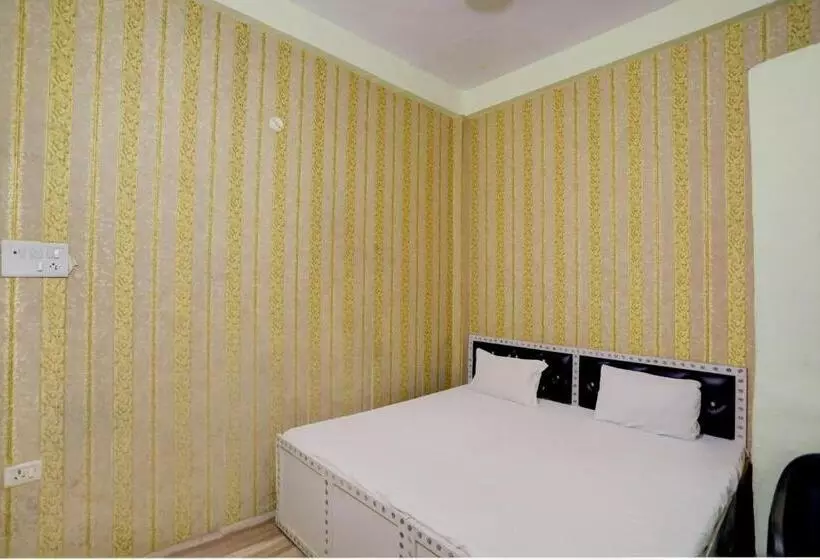 Oyo Hotel Shyam Palace