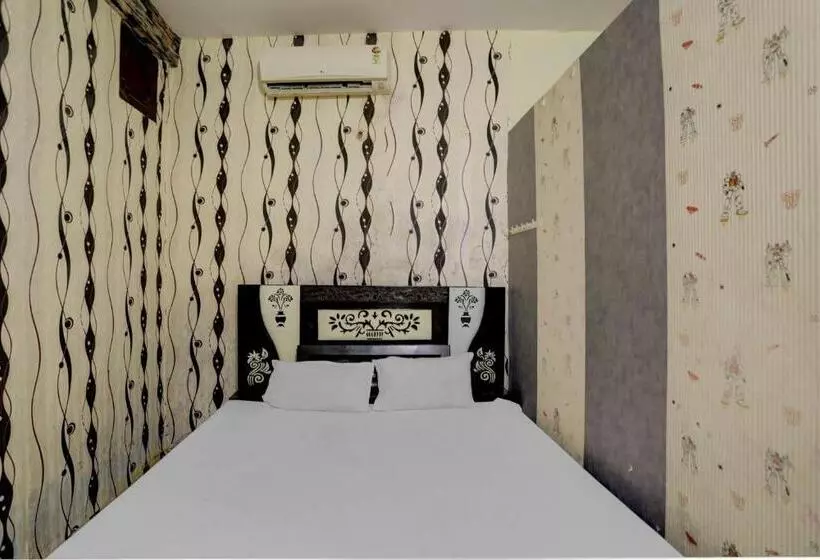 Oyo Hotel Shyam Palace