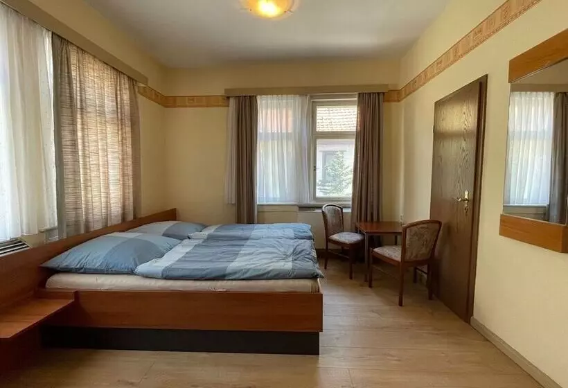 Kimbab Restaurant Und Pension