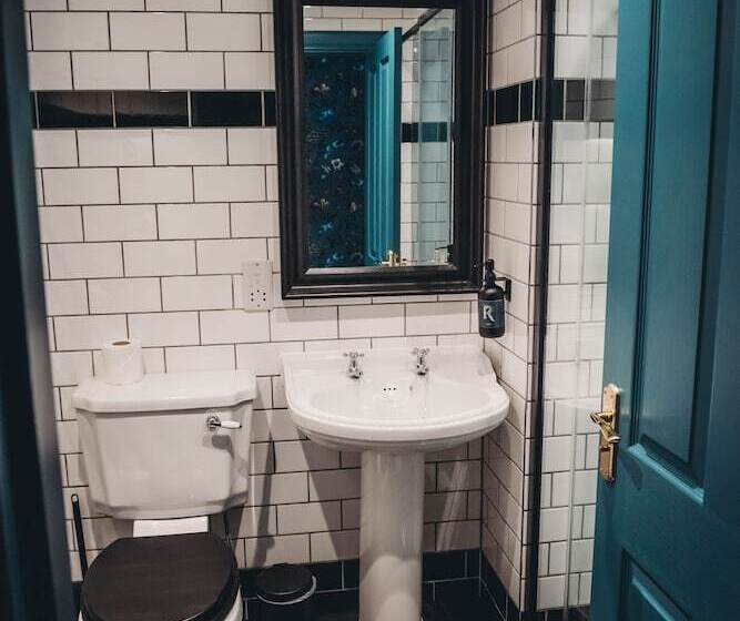 Pensione Roslyn House