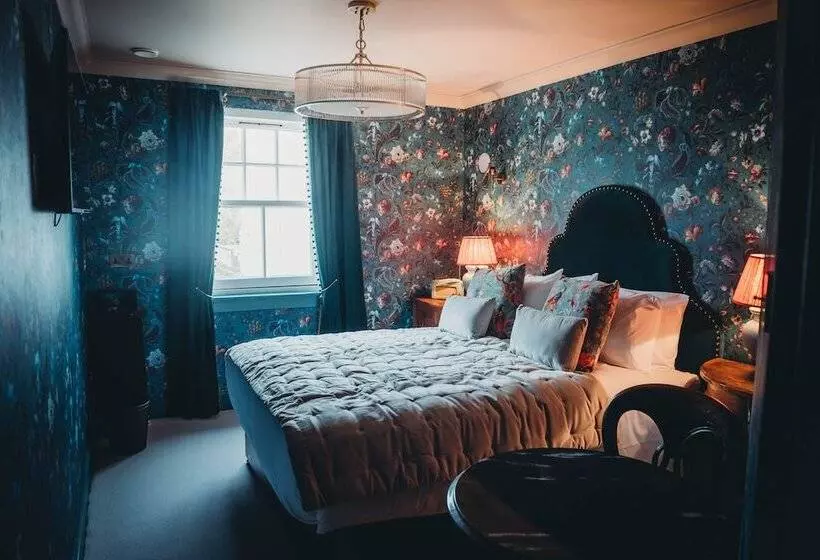 Majatalo Roslyn House