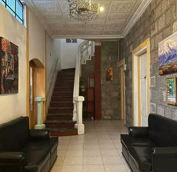 Rosim Family Hostel