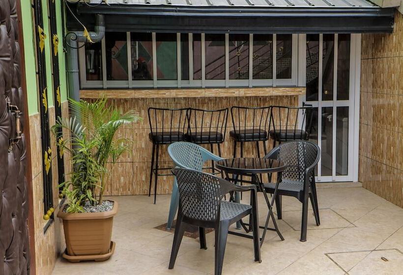 Hotel Hôtel The Place