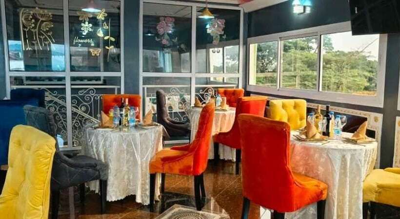 Hotel Hôtel The Place