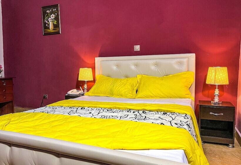 Hotel Hôtel The Place