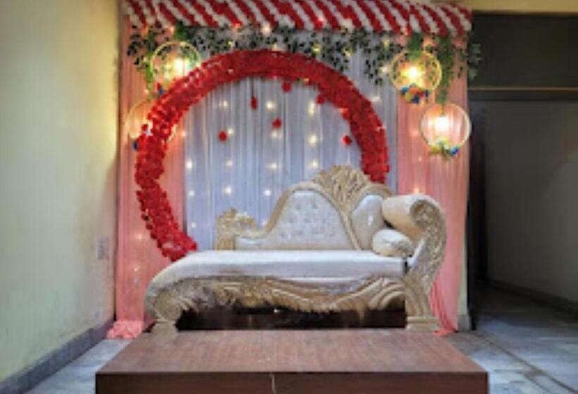 فندق Midtown Bihar