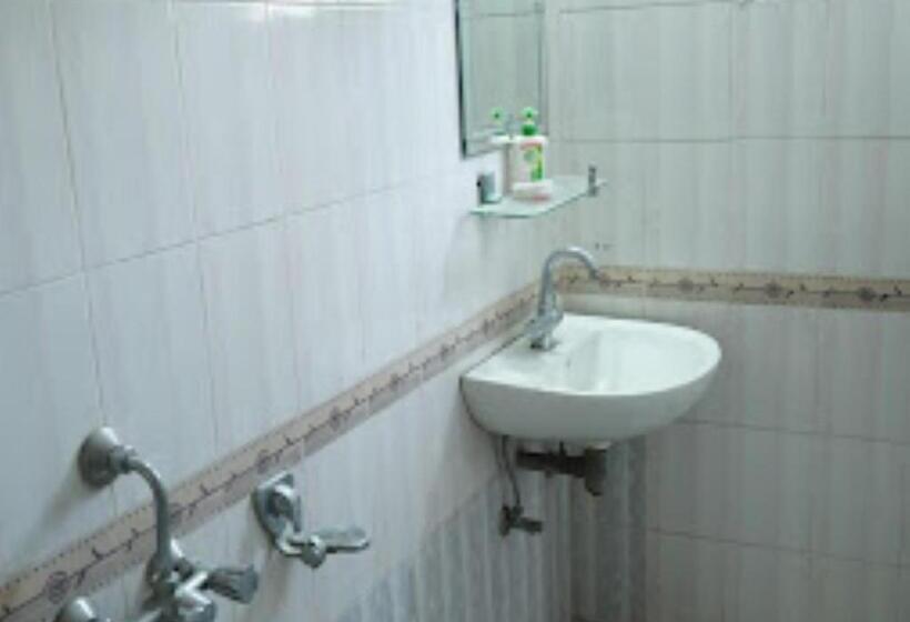 فندق Midtown Bihar