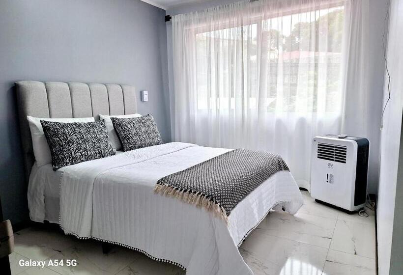 بنسيون Casa Victoria Cr