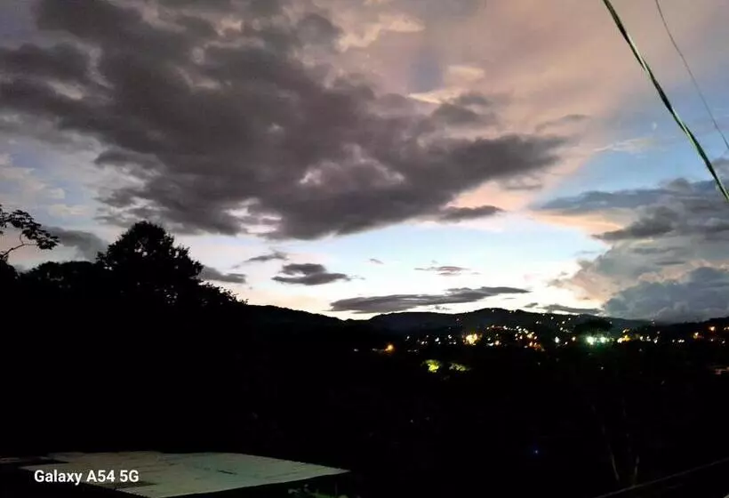 Majatalo Casa Victoria Cr