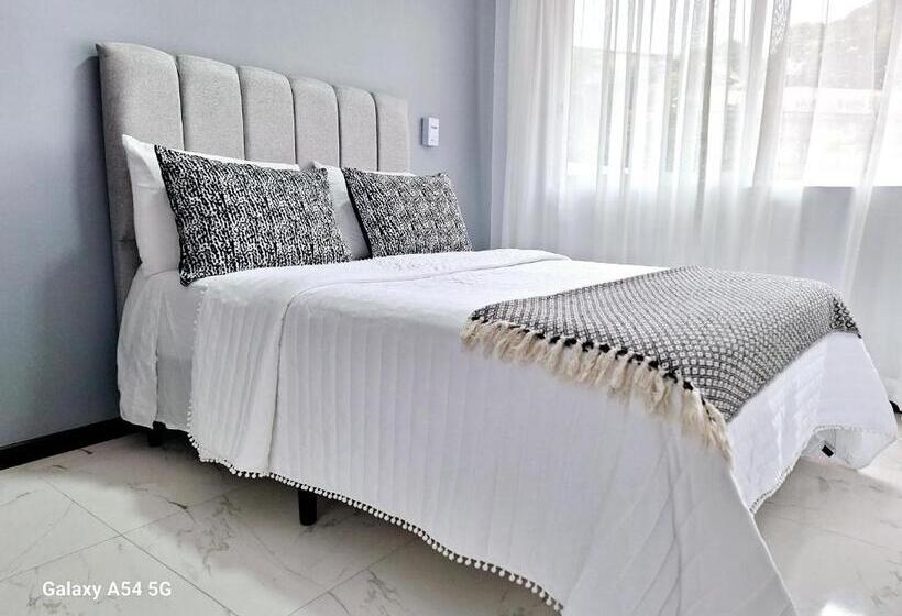 بنسيون Casa Victoria Cr