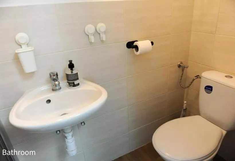 ペンション Cozy Little “hideaway