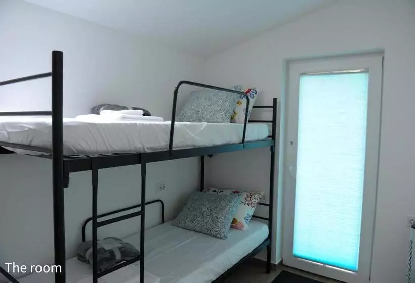 ペンション Cozy Little “hideaway