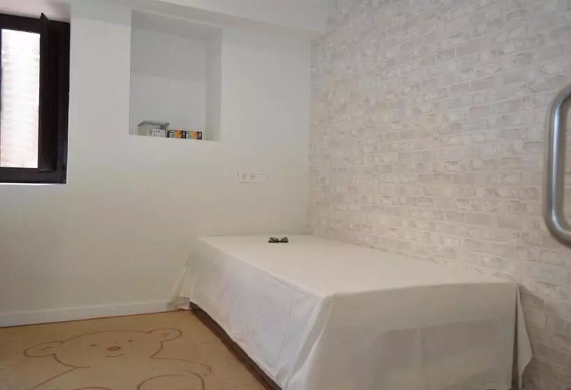 Albergue Gares