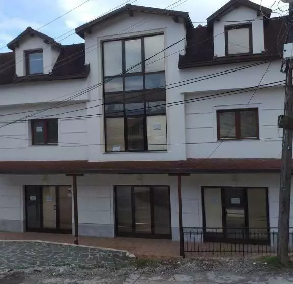 Hostel Popadina