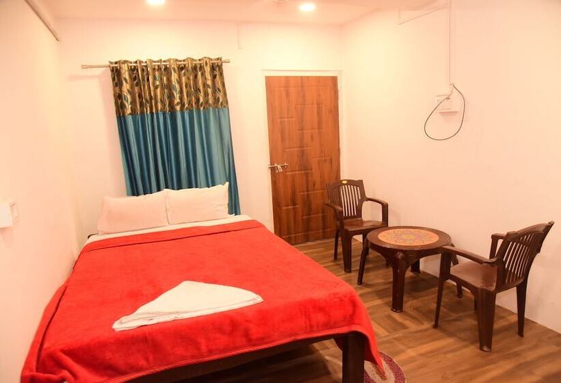 בית מלון כפרי Paradise Inn