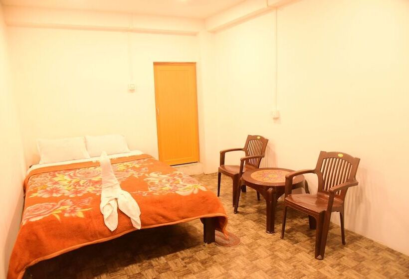 בית מלון כפרי Paradise Inn