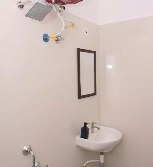 Hotelli Sizzling Inn Pondy