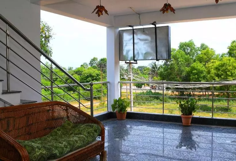 Hotelli Sizzling Inn Pondy