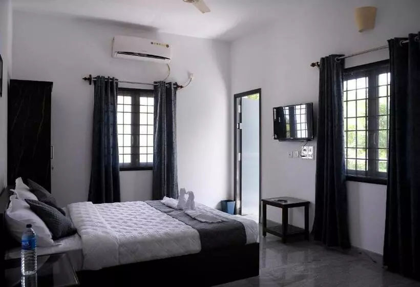 Hotelli Sizzling Inn Pondy