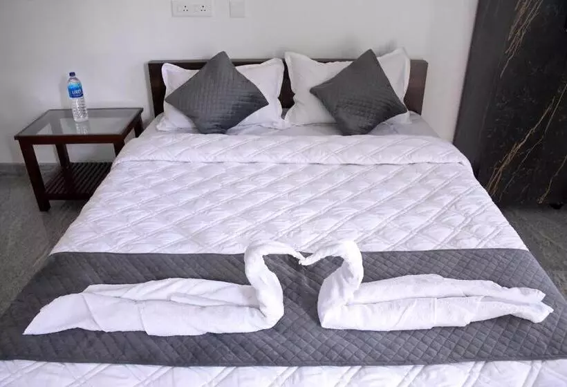 Hotelli Sizzling Inn Pondy