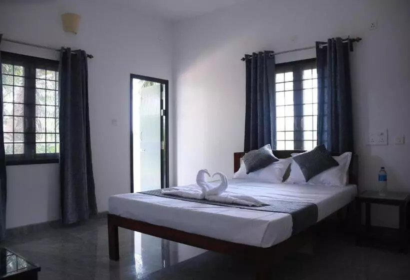 Hotelli Sizzling Inn Pondy