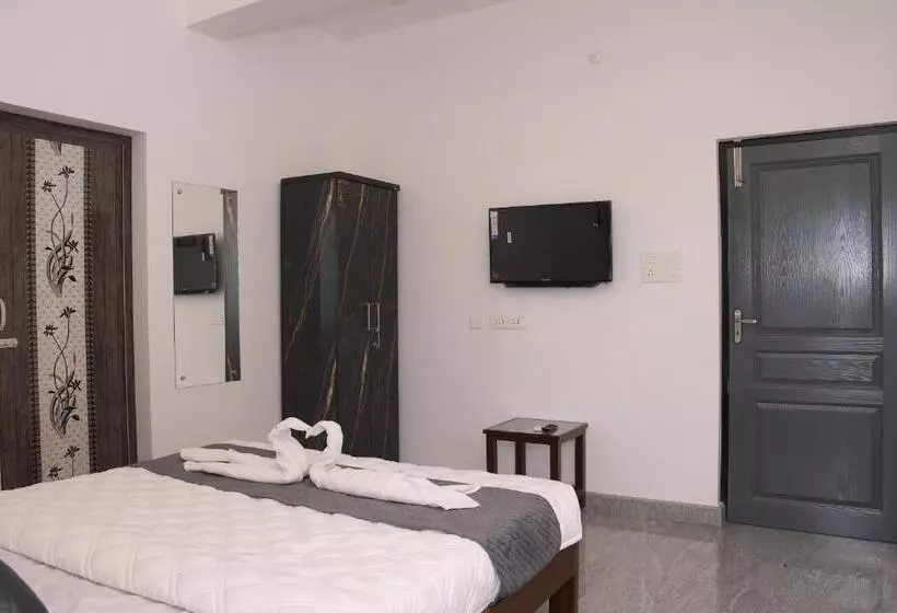 Hotelli Sizzling Inn Pondy