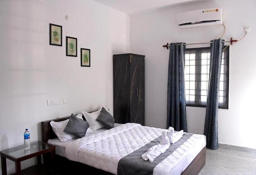 Hotelli Sizzling Inn Pondy