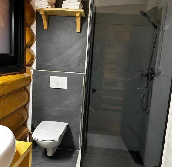 Pensão Hanul și Păstrăvăria țibău