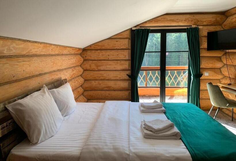 Pensão Hanul și Păstrăvăria țibău