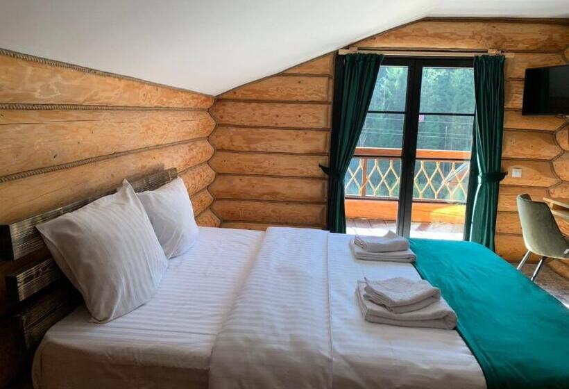 Pensão Hanul și Păstrăvăria țibău