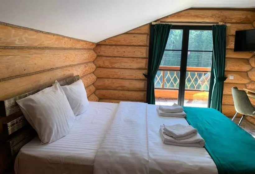 Majatalo Hanul și Păstrăvăria țibău