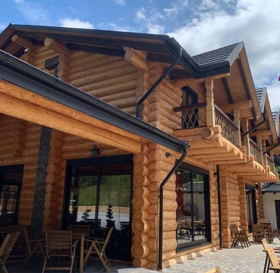 Pensão Hanul și Păstrăvăria țibău