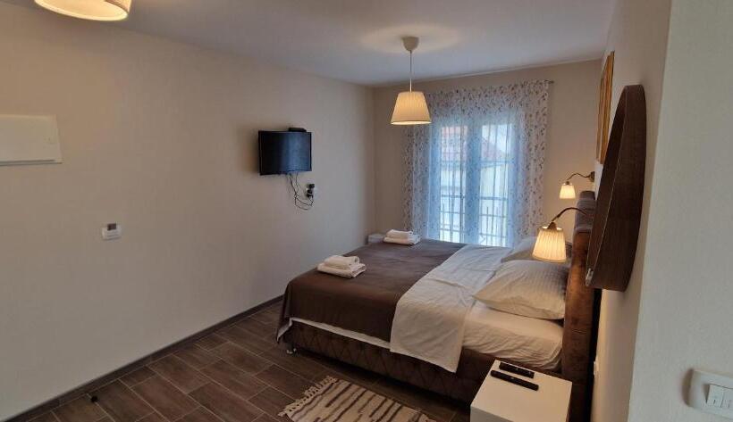 پانسیون Portofino