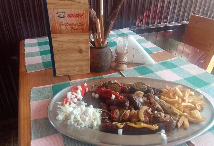 تختخواب و صبحانه 33 Lipe