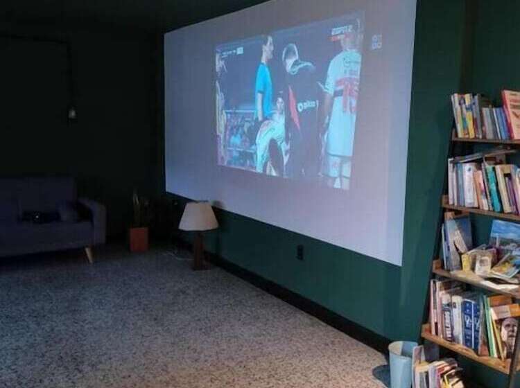 تختخواب و صبحانه La Bonita Guesthouse