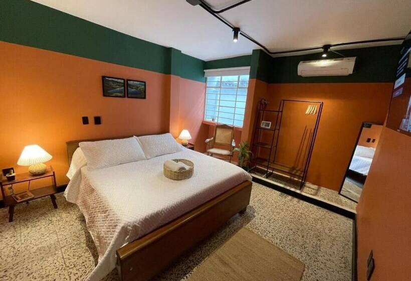 تختخواب و صبحانه La Bonita Guesthouse