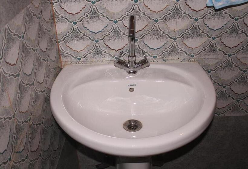 Hotel Mannat Sach Pass