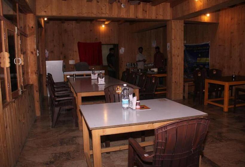 Hotel Mannat Sach Pass