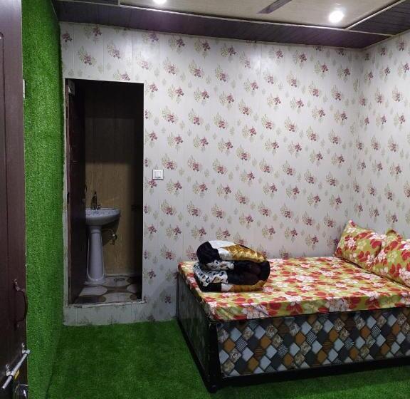 Отель P.k. Resort Kedar Valley Triyuginarayan Road, Sonprayag