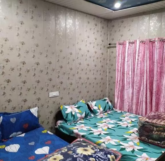 ホテル P.k. Resort Kedar Valley Triyuginarayan Road, Sonprayag