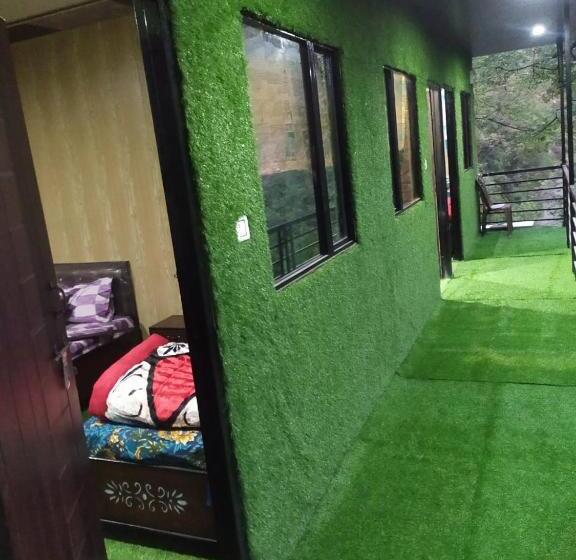 Отель P.k. Resort Kedar Valley Triyuginarayan Road, Sonprayag